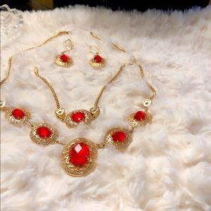 Nice set gold color hot pink